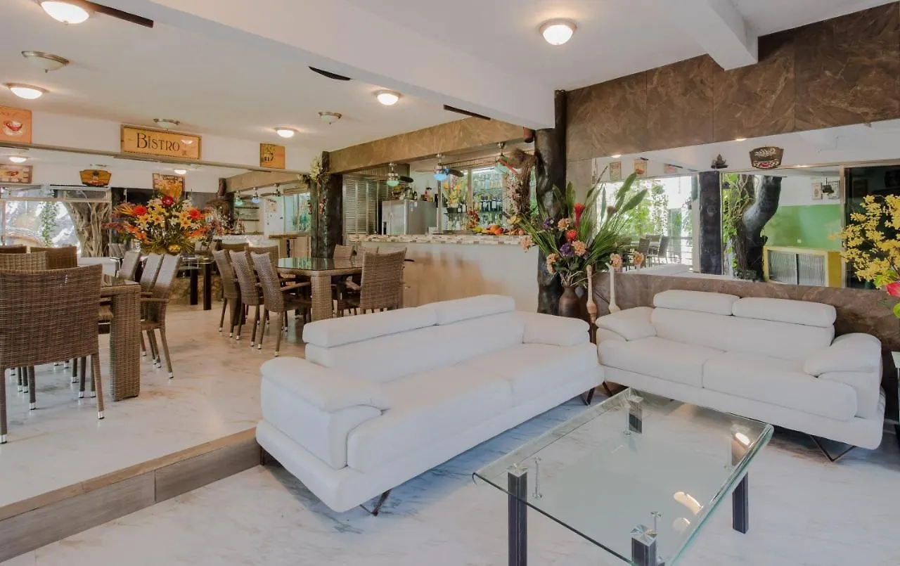 Private Villa 10 Rooms, Private Pool, Walk To Beach Playa del Carmen